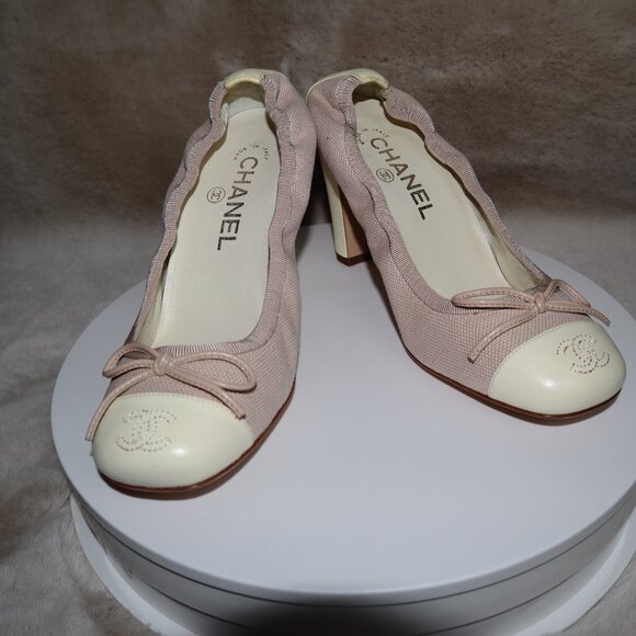 Chanel Shoes - Picture 1 of 10